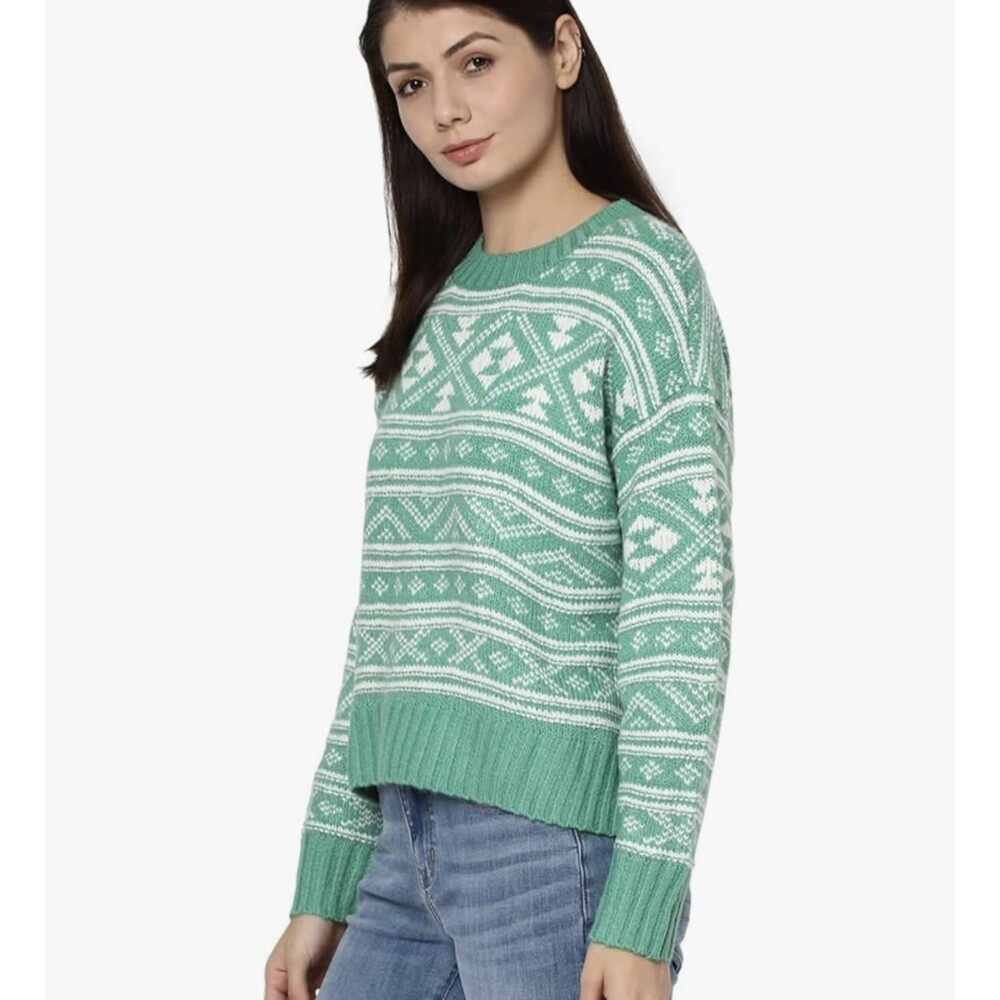 American Eagle Outfitters Women's Green White Fair Isle Knit‎ Sweater Size L